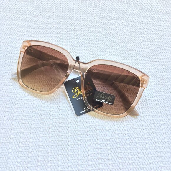 New Giselle Butterfly Sunglasses - Picture 1 of 3